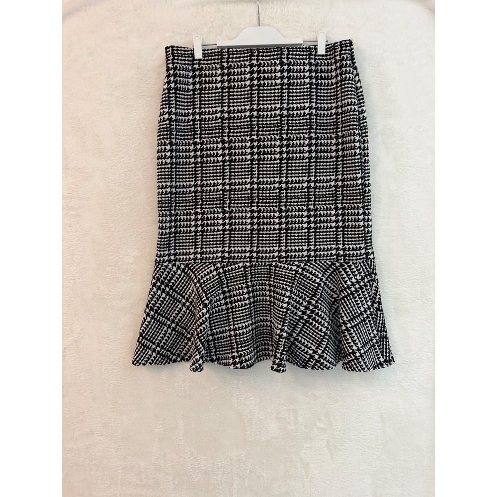 Ashley Stewart Black White Houndstooth Mermaid Flounce Skirt Plus Size 18/20